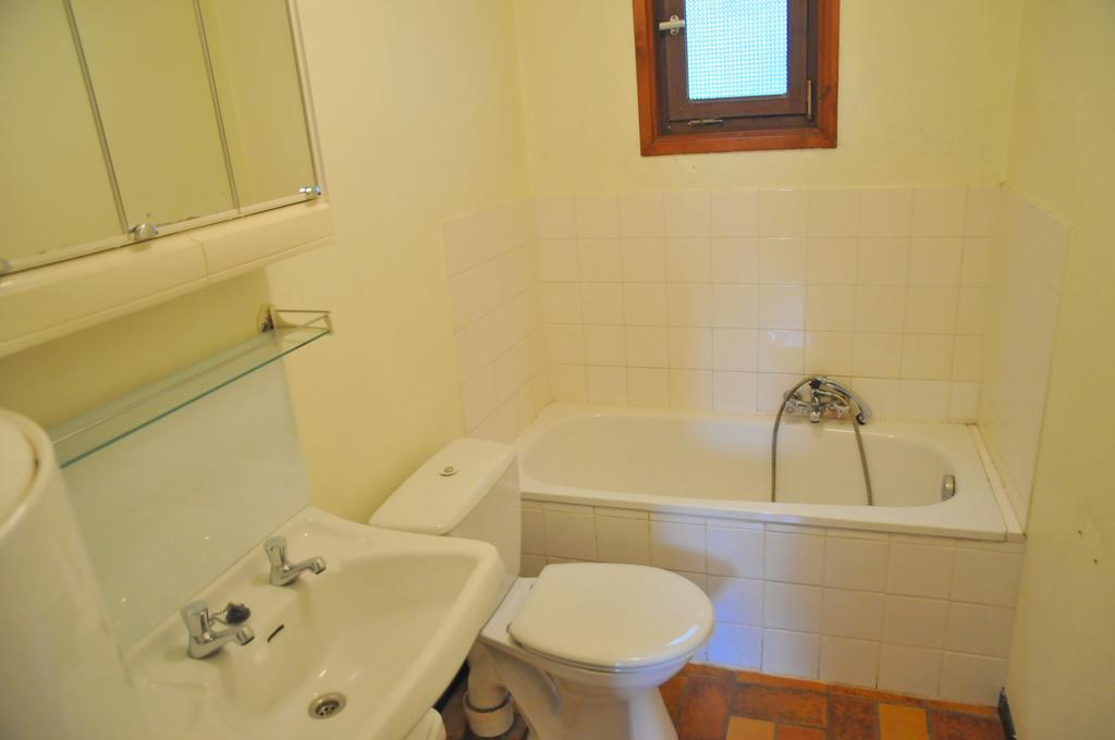 Village De Vacances De Vencimont Vonêche Habitación foto